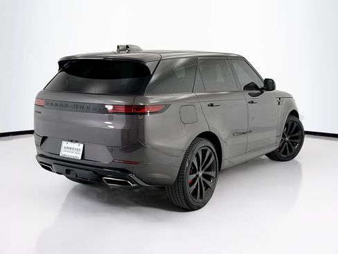 Used 2024 Land Rover Range Rover Sport Dynamic SE AWD/4WD image 5