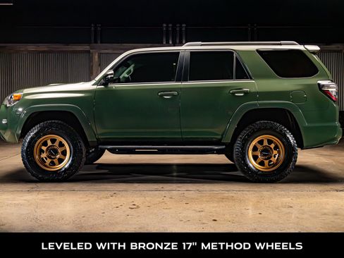 Used 2022 Toyota 4Runner TRD Sport w/ Technology Package AWD/4WD image 5