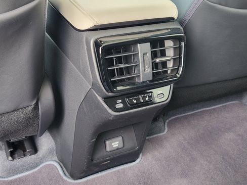 Certified 2023 Lexus RZ 450e Premium image 38