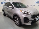Used 2022 Kia Sportage LX image 2