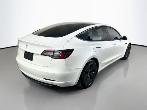 Used 2021 Tesla Model 3 Standard Range Plus RWD image 8
