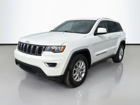 Used 2022 Jeep Grand Cherokee Laredo X image 7