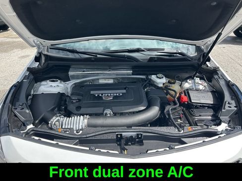Used 2022 Cadillac XT4 Premium Luxury w/ Enhanced Visibility Package FWD image 19
