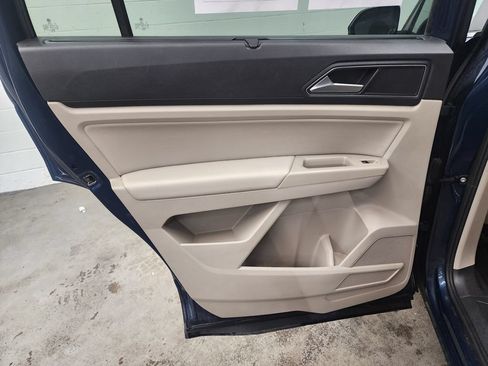 Used 2019 Volkswagen Atlas SE w/ Towing Package AWD/4WD image 22