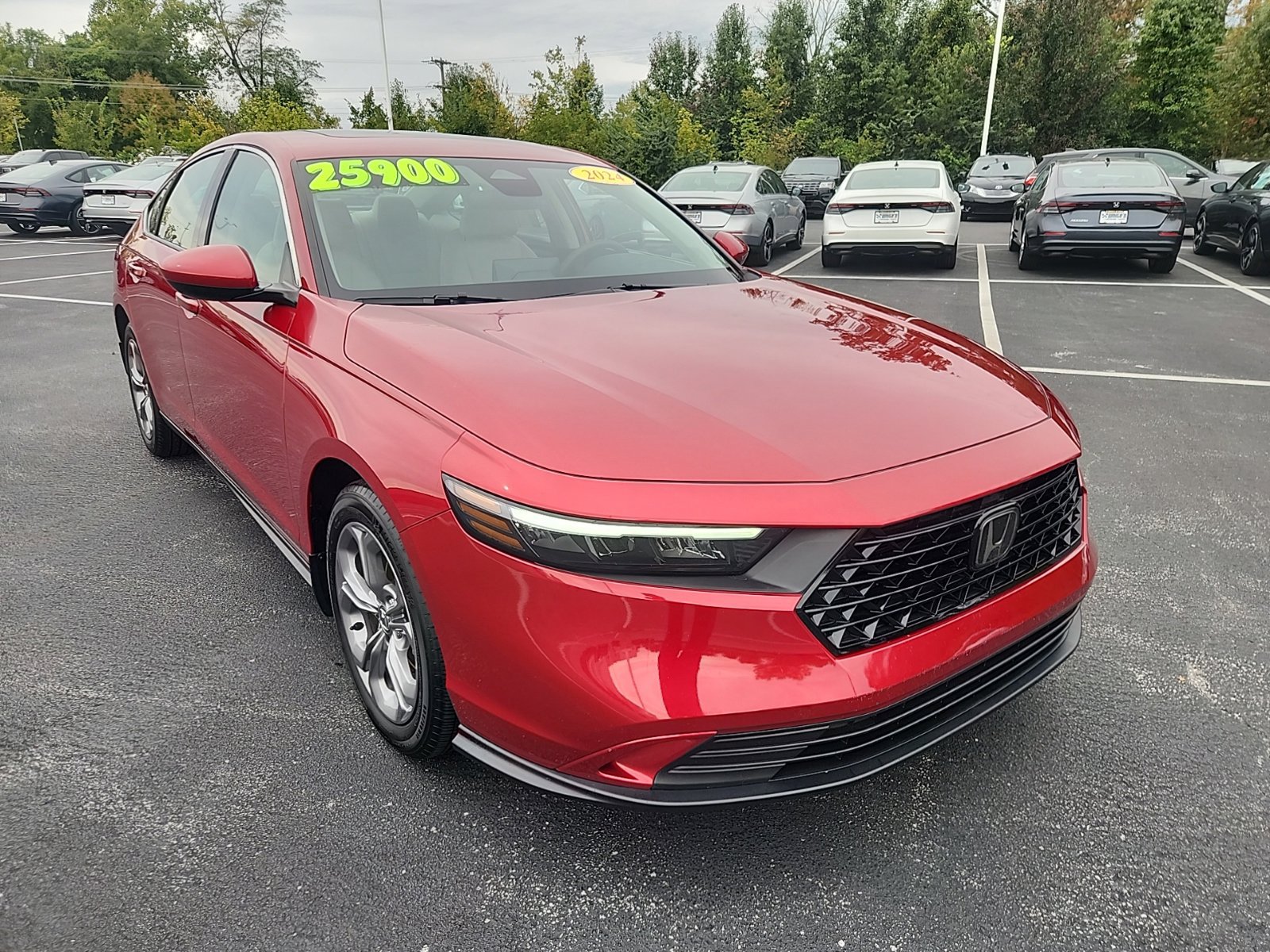 Used 2024 Honda Accord EX image 10