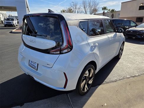 Used 2025 Kia Soul GT-Line w/ GT-Line Technology Package image 4