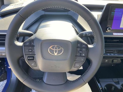 New 2026 Toyota Prius LE FWD image 24