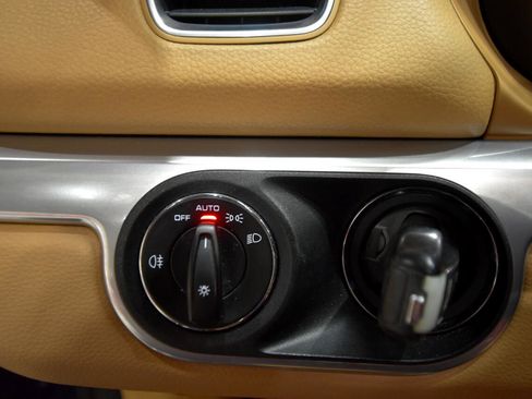 Used 2013 Porsche Boxster S image 19