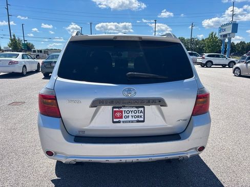 Used 2009 Toyota Highlander Sport w/ Extra Value Pkg 5 AWD/4WD image 4