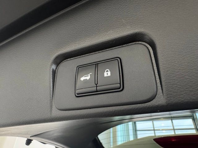 Used 2023 Nissan Rogue SV w/ SV Premium Package AWD/4WD image 40