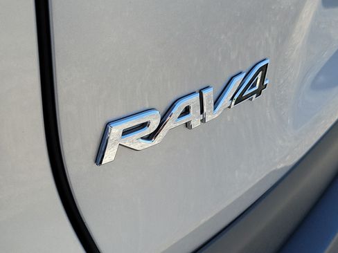 Used 2024 Toyota RAV4 XLE Premium FWD image 11
