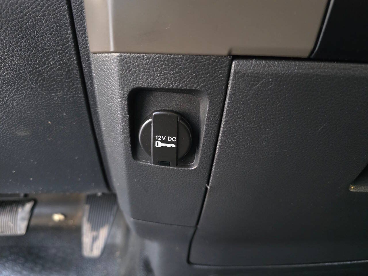 Used 2012 RAM 1500 ST w/ Trailer Brake Control Group RWD image 32
