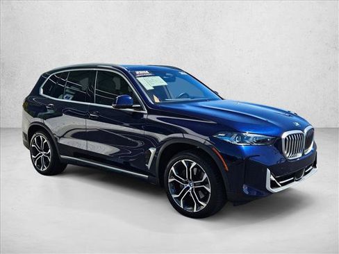 Used 2024 BMW X5 xDrive40i RWD image 3