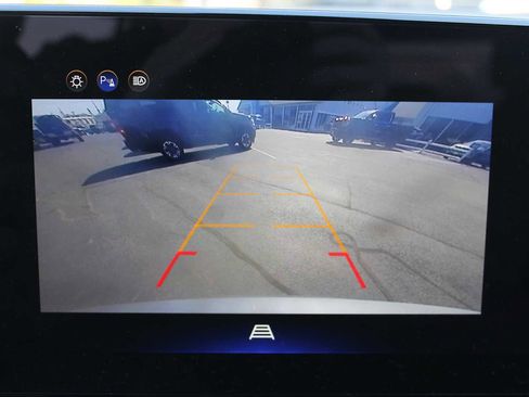 Used 2025 Chevrolet Equinox LT w/ Convenience Package II FWD image 15