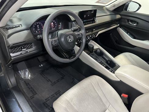 Certified 2023 Honda Accord EX image 24