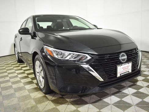 Certified 2024 Nissan Sentra S image 3