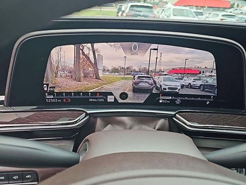 Certified 2021 Cadillac Escalade ESV Sport Platinum image 36