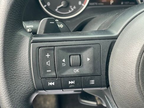 Certified 2024 Nissan Rogue SV AWD/4WD image 14