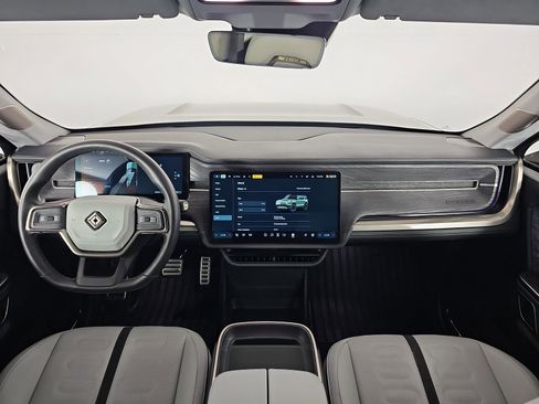 Used 2024 Rivian R1S Adventure image 27