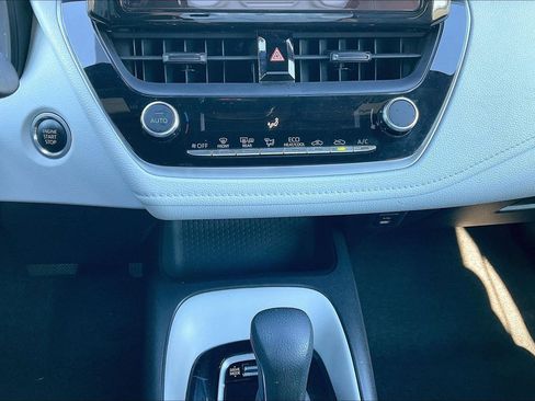 Used 2024 Toyota Corolla SE image 15