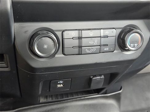 Used 2019 Ford F150 XL w/ Equipment Group 101A Mid image 32