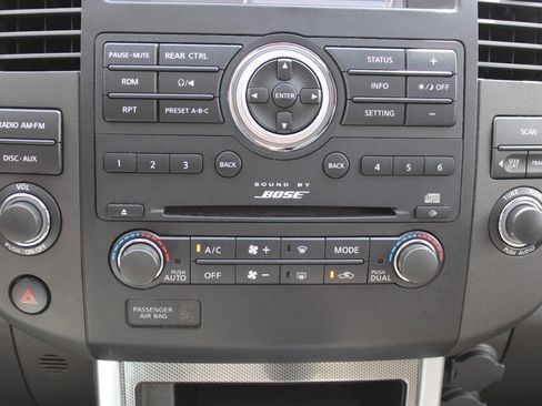 Used 2012 Nissan Pathfinder Silver AWD/4WD image 28