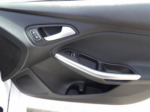 Used 2018 Ford Focus ST image 15