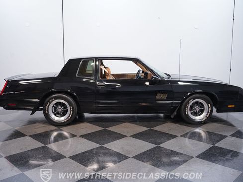 Used 1988 Chevrolet Monte Carlo SS RWD image 13