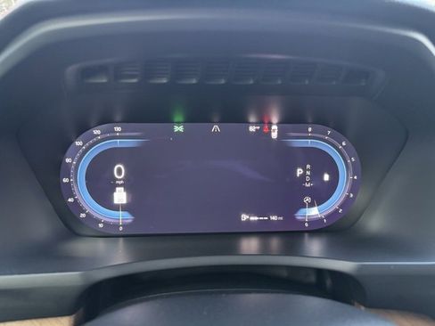 Used 2025 Volvo XC90 B6 Plus w/ Protection Package Premier image 10