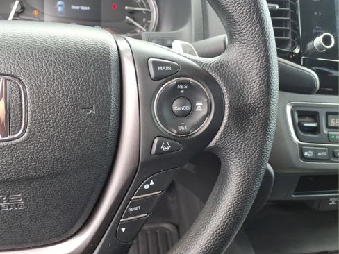 Used 2023 Honda Ridgeline Sport image 25