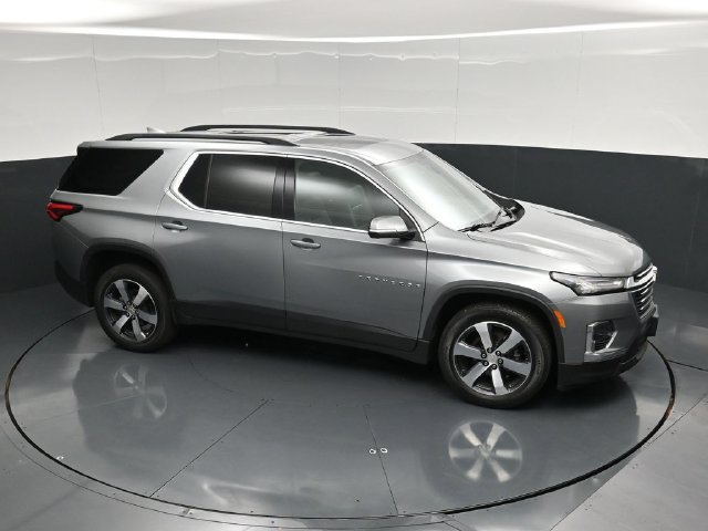 Used 2023 Chevrolet Traverse LT w/ LT Premium Package AWD/4WD image 54