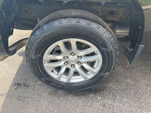 Used 2021 Chevrolet Silverado 1500 LT image 39