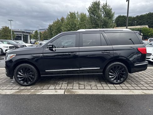 Used 2021 Lincoln Navigator Reserve AWD/4WD image 9