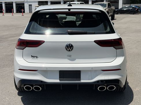 Used 2024 Volkswagen Golf R AWD/4WD image 9