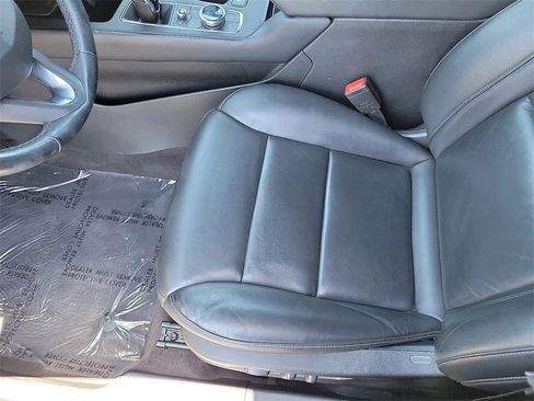 Used 2023 Cadillac XT4 Premium Luxury image 18