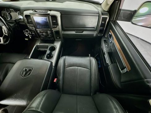Used 2018 RAM 2500 Laramie w/ Sport Appearance Group AWD/4WD image 11