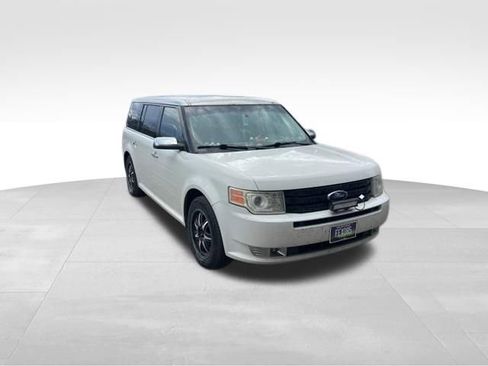 Used 2009 Ford Flex Limited FWD image 1