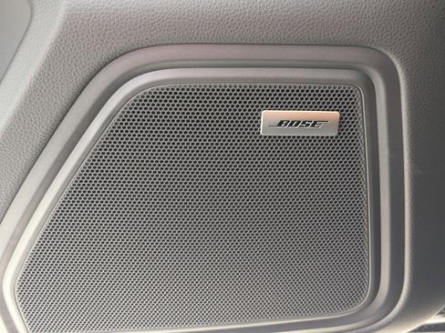 New 2026 Porsche Macan image 14