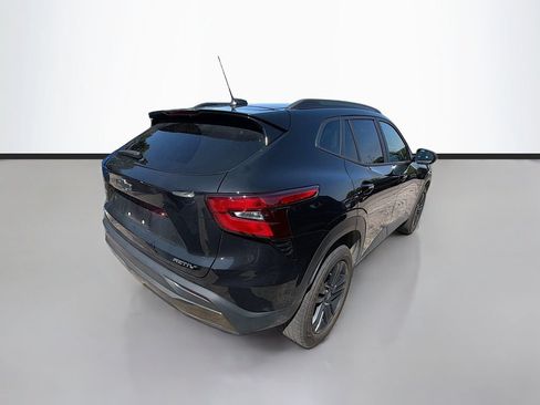 Used 2024 Chevrolet Trax ACTIV FWD image 8