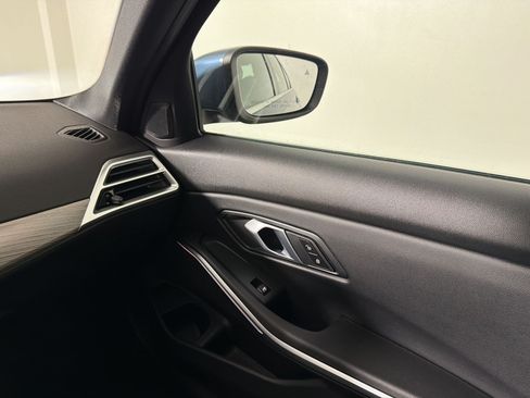 Used 2025 BMW 330i Sedan RWD image 25