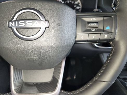 Used 2026 Nissan Rogue SV FWD image 25