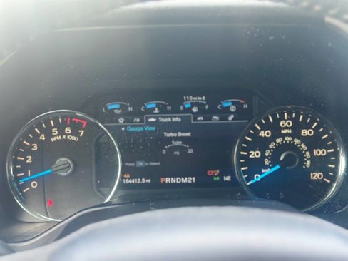 Used 2015 Ford F150 Lariat w/ Equipment Group 502A Luxury image 23