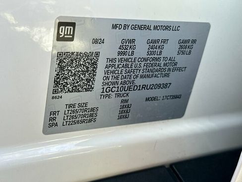 Used 2024 Chevrolet Silverado EV W/T AWD/4WD image 33