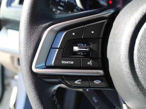 Used 2019 Subaru Outback 2.5i Premium AWD/4WD image 30