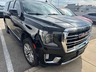 Used 2022 GMC Yukon XL SLT w/ SLT Premium Package AWD/4WD video 2
