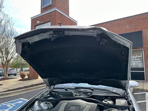 Used 2007 Mercedes-Benz S 550 image 16