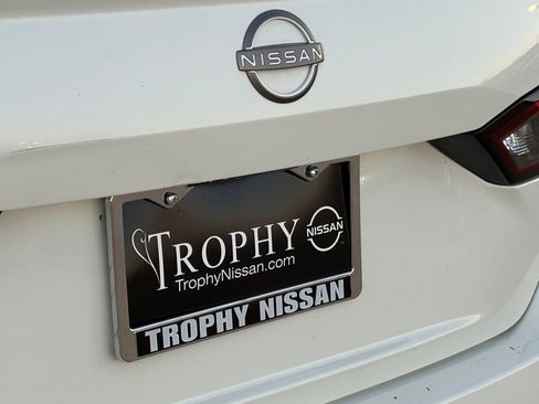 Certified 2023 Nissan Altima 2.5 SV w/ SV Premium Package image 8