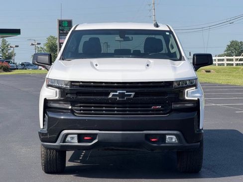 Used 2021 Chevrolet Silverado 1500 LT Trail Boss w/ Bed Protection Package AWD/4WD image 2
