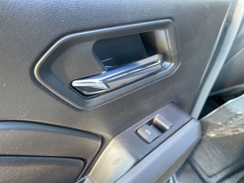 Used 2024 Chevrolet Colorado Z71 w/ Z71 Convenience Package 2 image 42