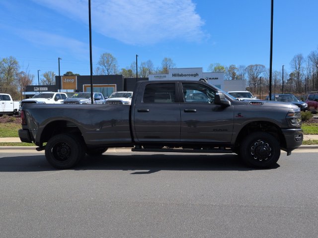 New 2026 RAM 3500 Big Horn AWD/4WD image 14